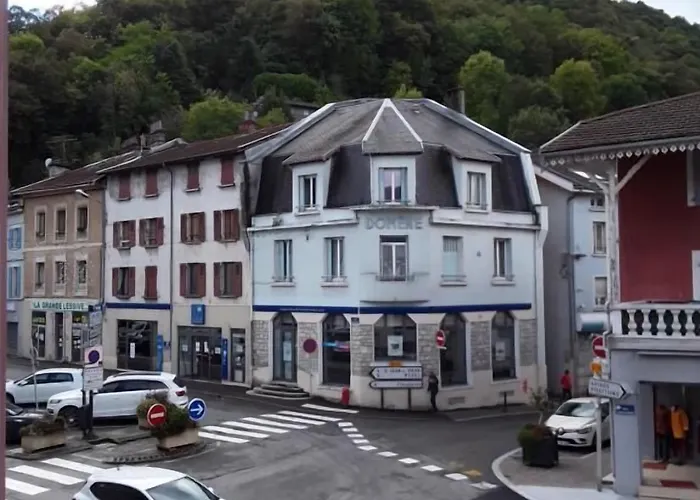 Hotel Du Midi Domène