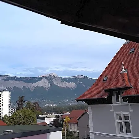 ホテル Du Midi Domène