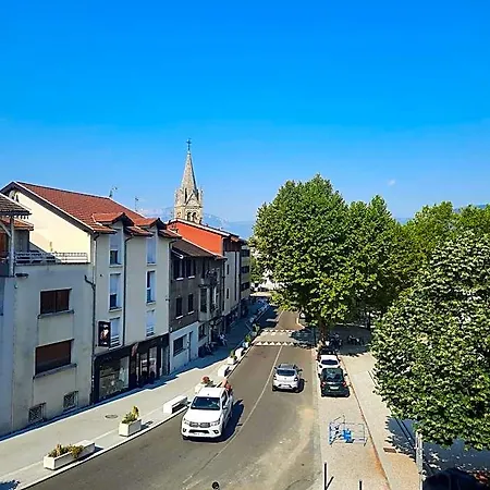 Du Midi Hotel Domène