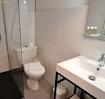Du Midi Hotel 2*